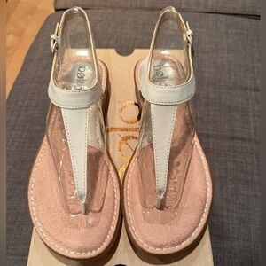 NIB Bolo women’s white sandal size 9M